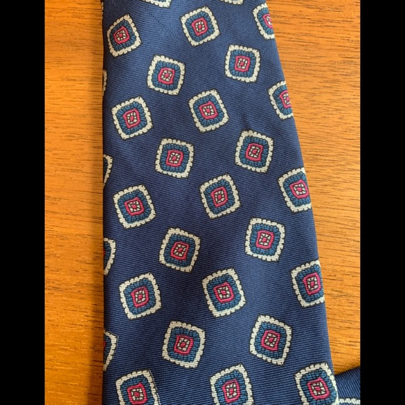 Gift with Purchase - Picture 4 of 8